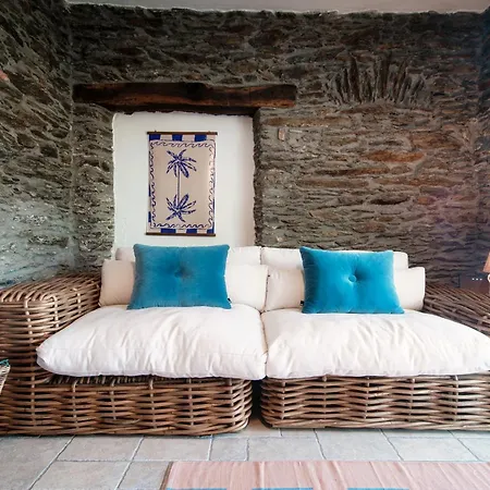 Casa de Férias Lost In Paradise - By Myhomeincomo *