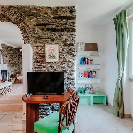 Holiday home Lost In Paradise - By Myhomeincomo San Siro (Lombardy)