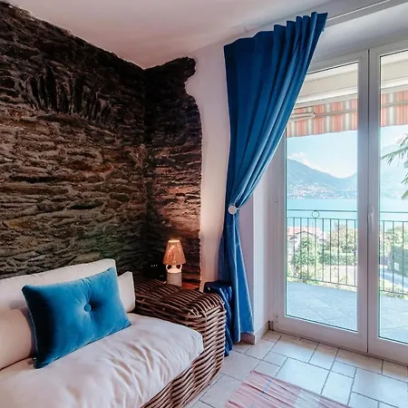 Lost In Paradise - By Myhomeincomo Casa vacanze