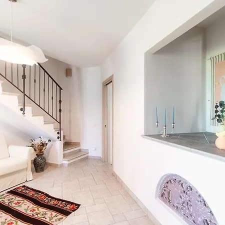 Lost In Paradise - By Myhomeincomo * San Siro (Lombardy)