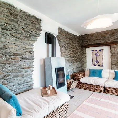 Lost In Paradise - By Myhomeincomo * San Siro (Lombardy)