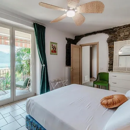 Lost In Paradise - By Myhomeincomo